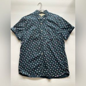 LOGG, H&M - turtle button up shirt (L)